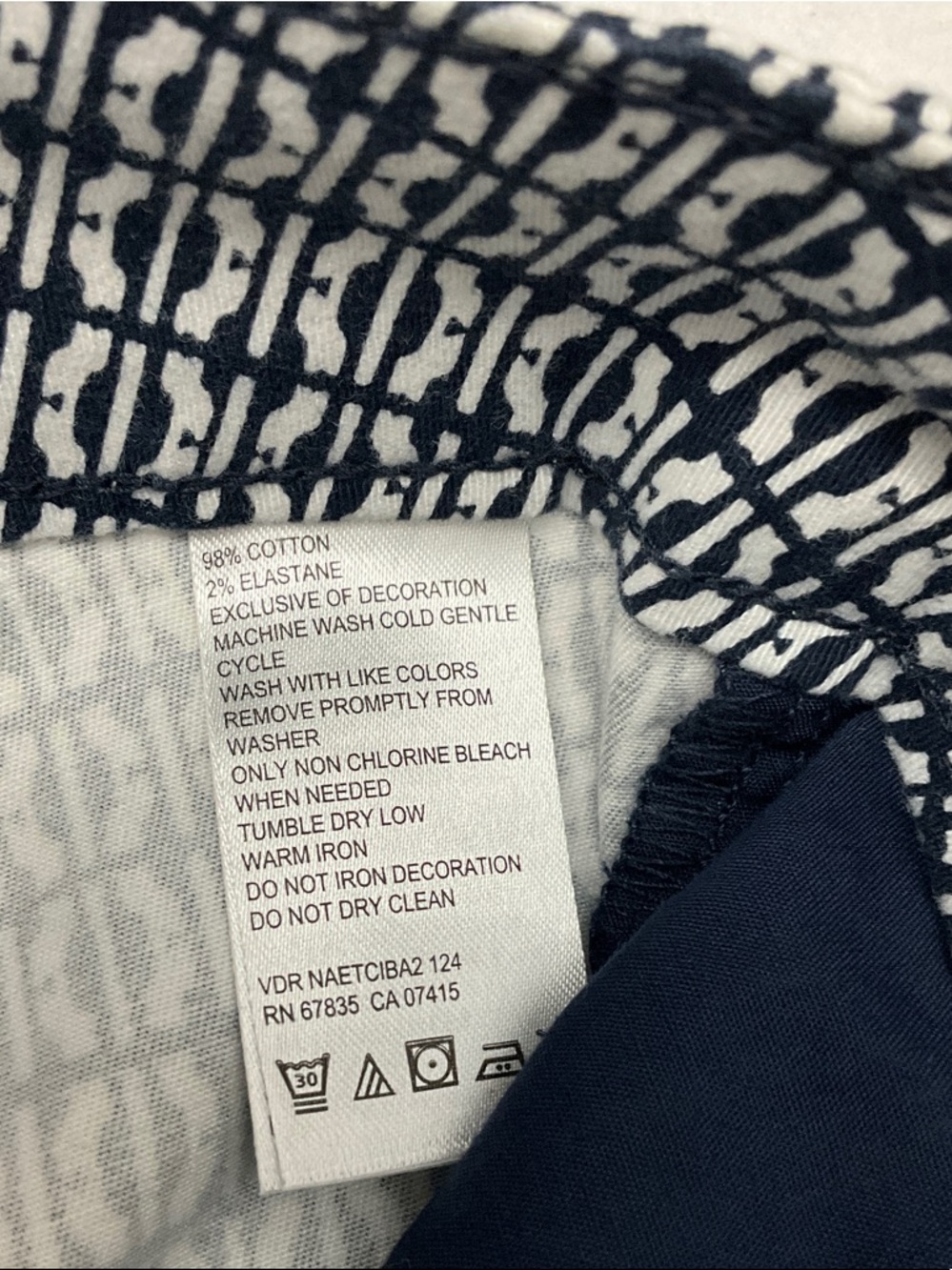 Nautica Black and White women’s flat front shorts-16 - Picture 4 of 8